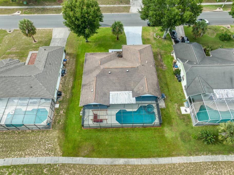 Holiday home 13 Mins From Arcade, Private Pool, & Themed