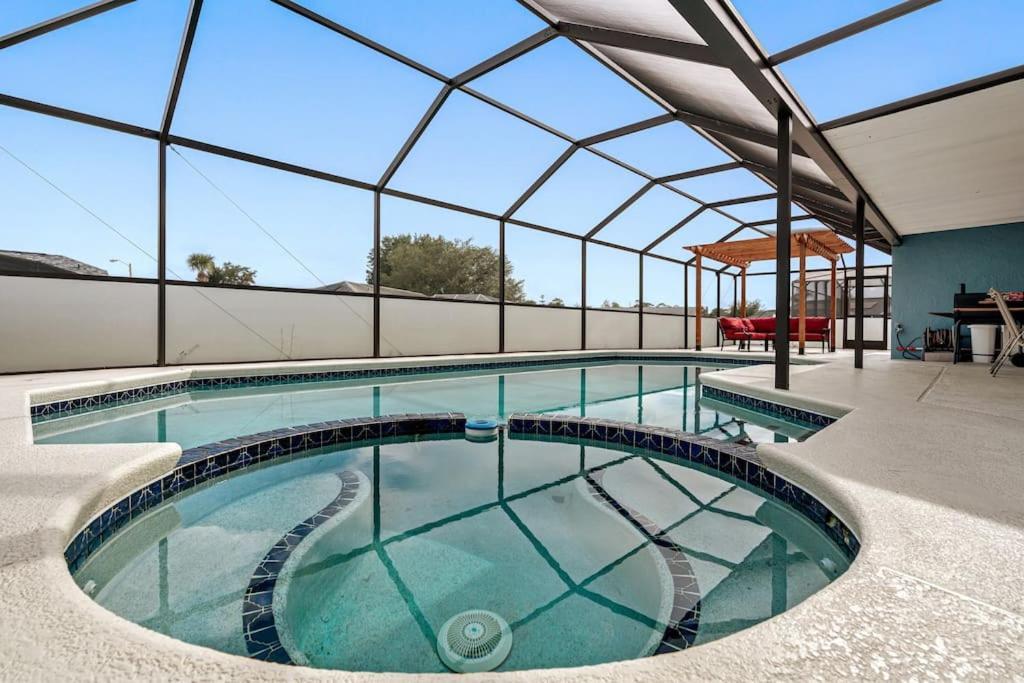 13 Mins From Arcade, Private Pool, & Themed Holiday home Orlando