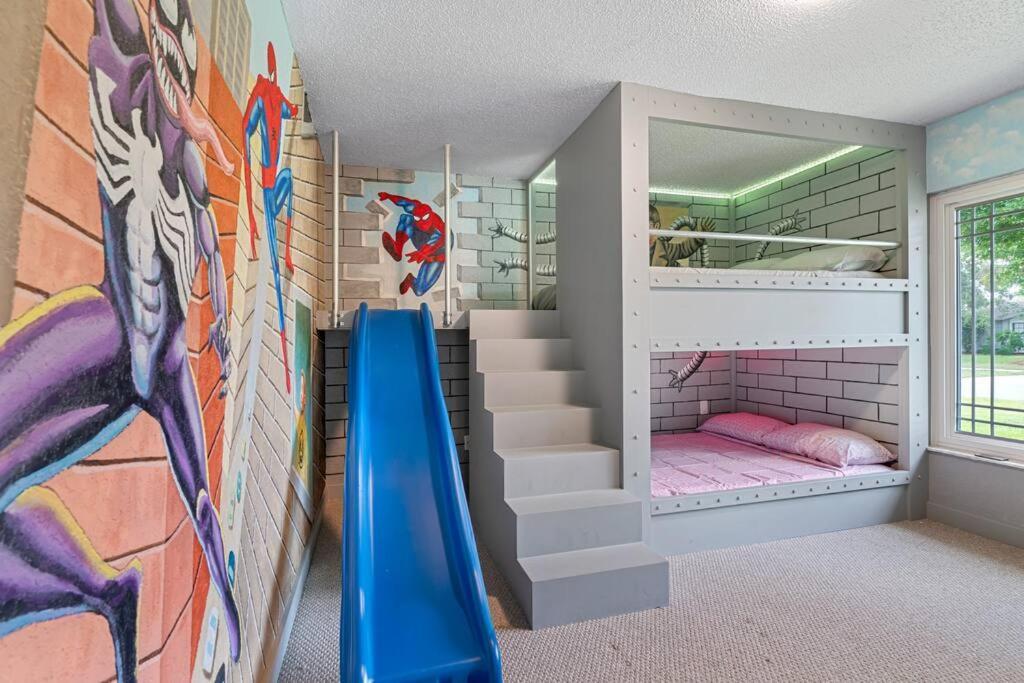 13 Mins From Arcade, Private Pool, & Themed *