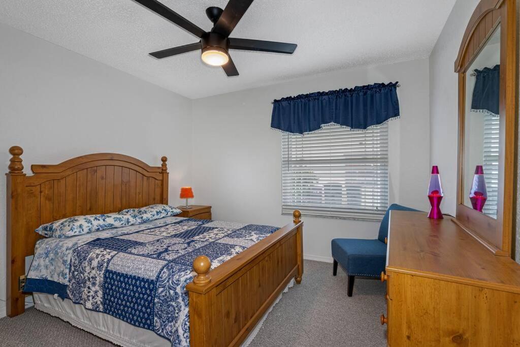 13 Mins From Arcade, Private Pool, & Themed