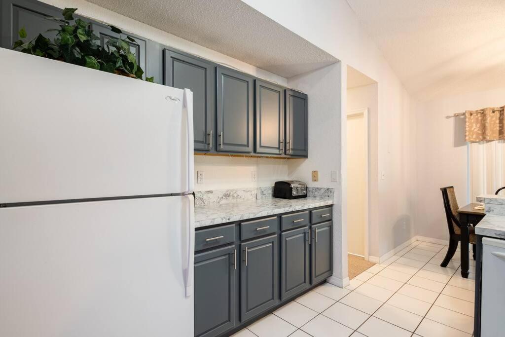 Holiday home 13 Mins From Arcade, Private Pool, & Themed *