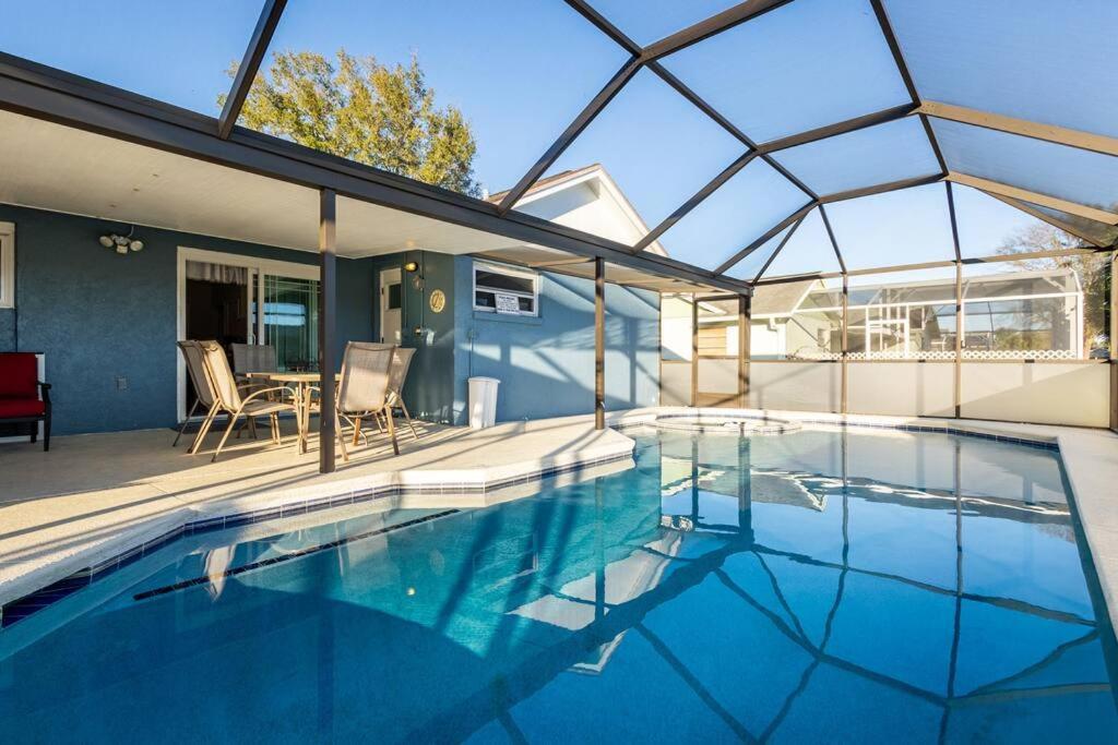 13 Mins From Arcade, Private Pool, & Themed Orlando