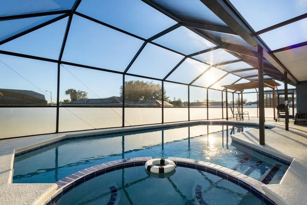 Holiday home 13 Mins From Arcade, Private Pool, & Themed *